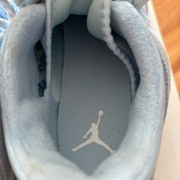 Jordan Air Mae
Celestine Blue (Women's) - Picture 11 of 16